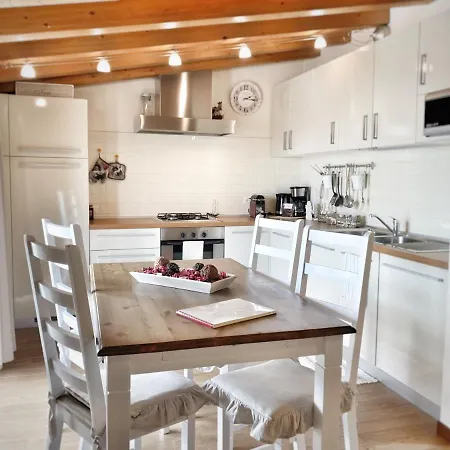 Apartment Casa Danema Sirmione